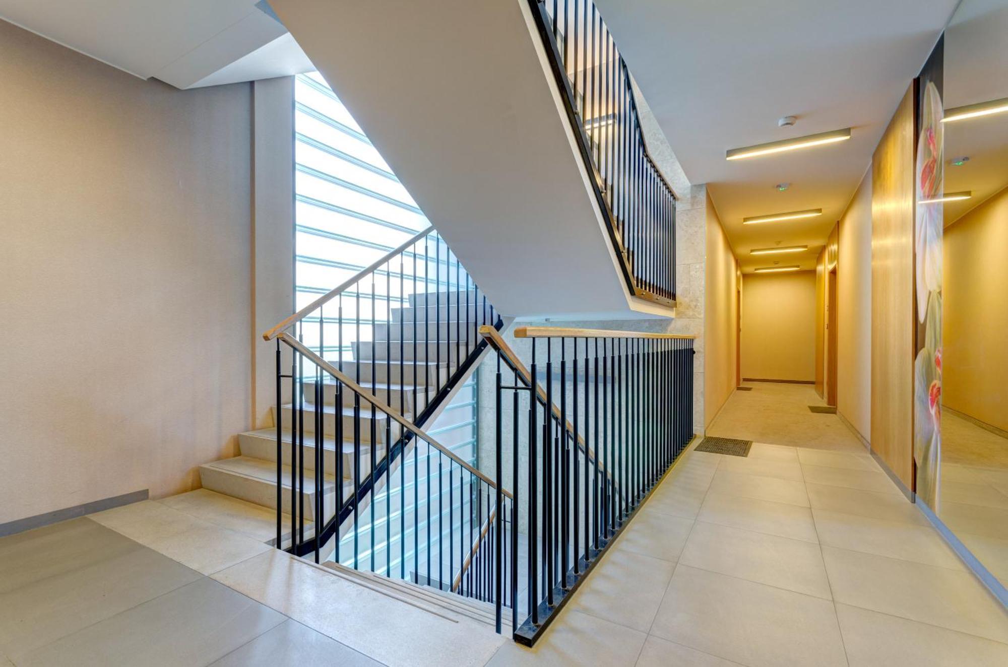 Dom & House - Apartamenty Nadmorski Dwor Гданськ Екстер'єр фото