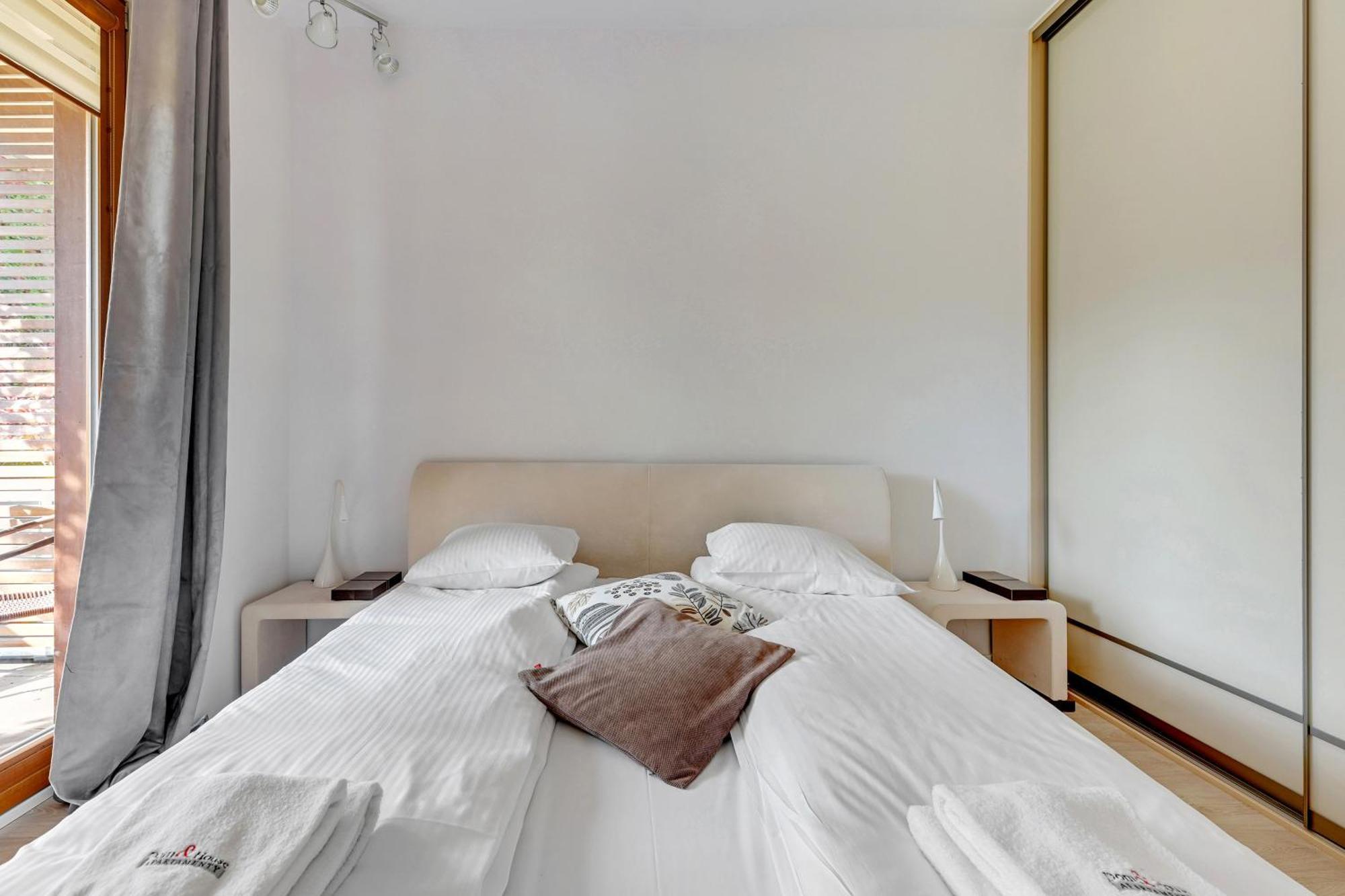 Dom & House - Apartamenty Nadmorski Dwor Гданськ Екстер'єр фото